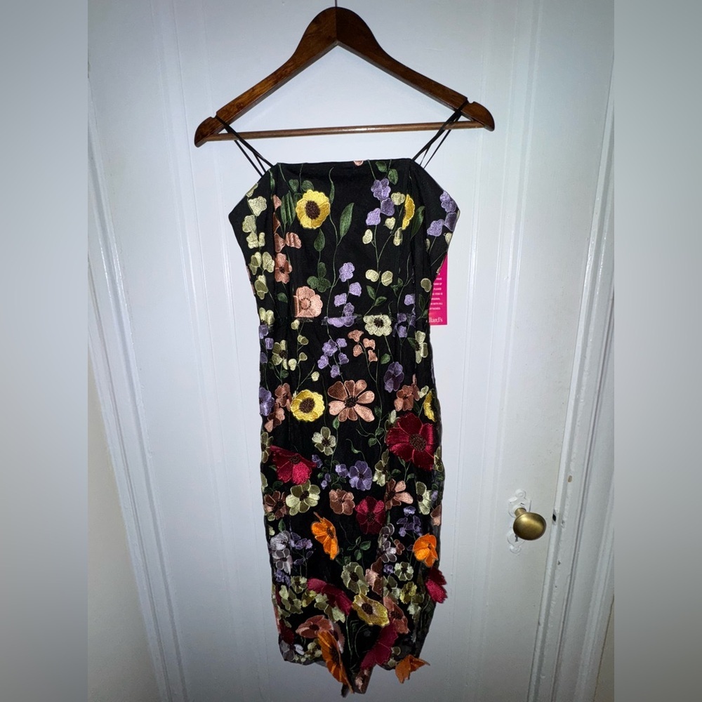 NWT - Adelyn Rae Floral Appliqué Midi Dress